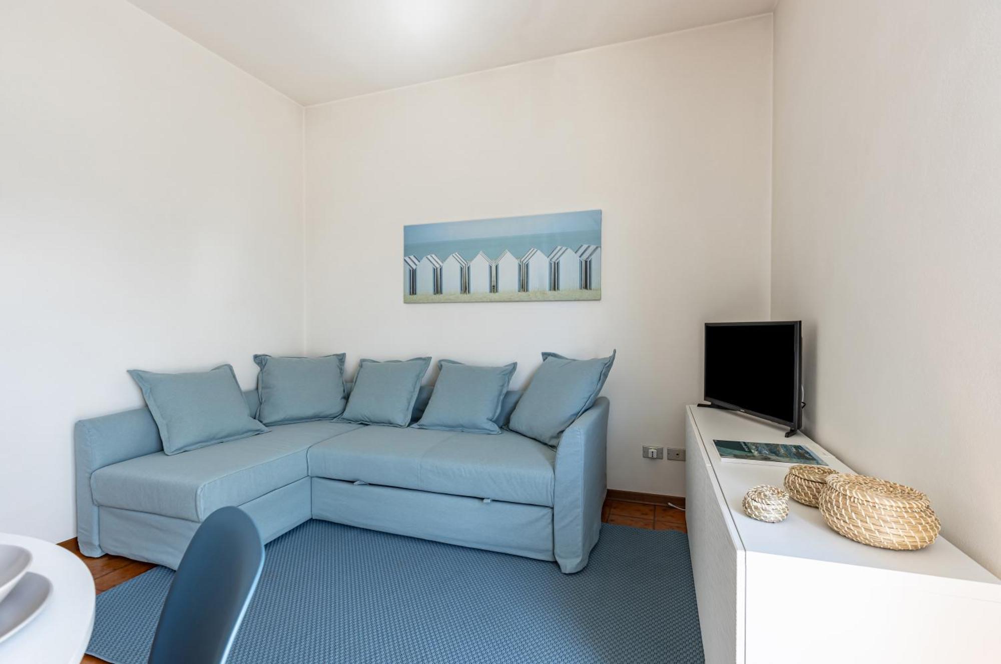 Comfy Apartment With Private Parking Near The Beach! ヴィアレッジョ エクステリア 写真