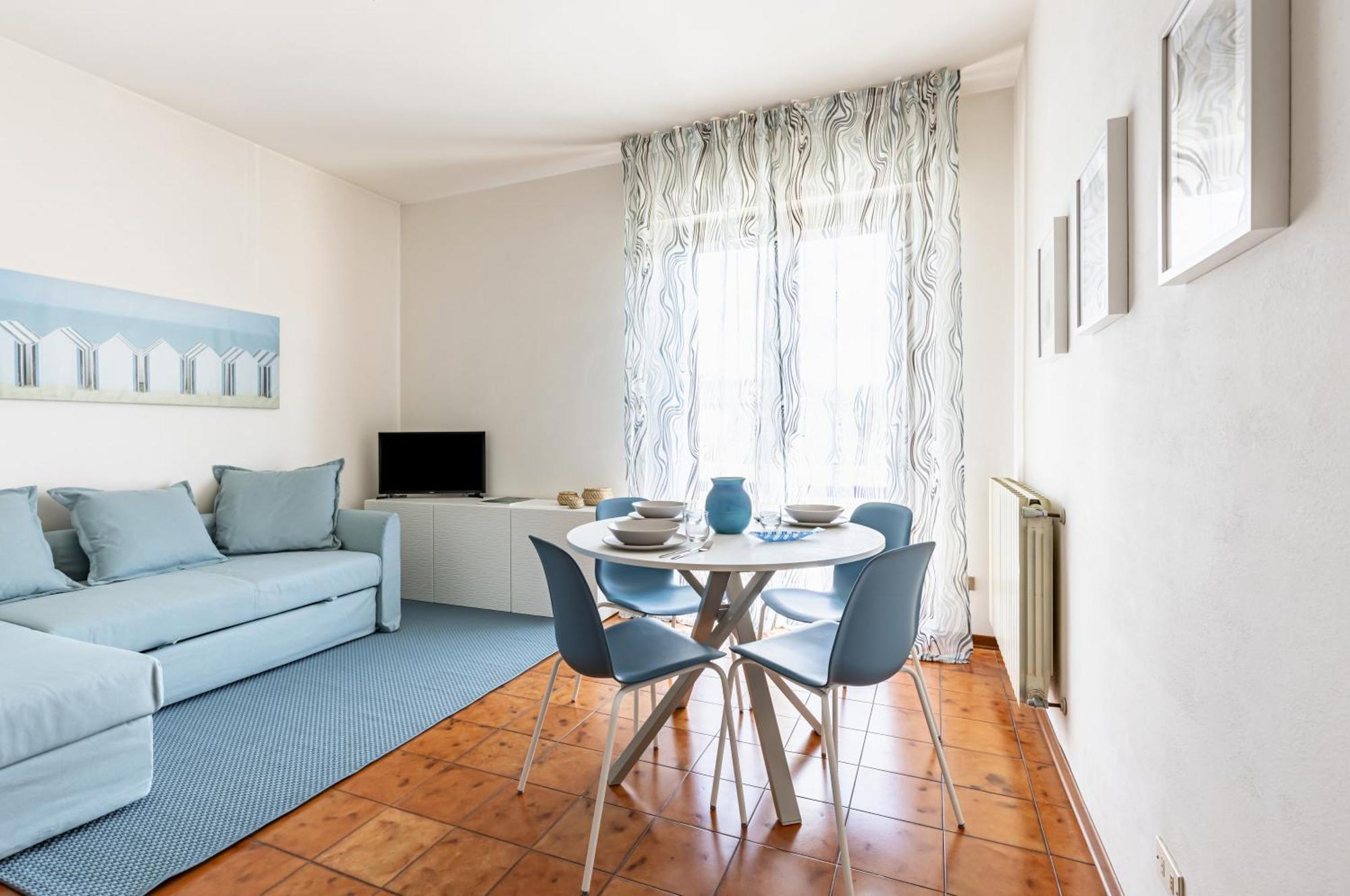 Comfy Apartment With Private Parking Near The Beach! ヴィアレッジョ エクステリア 写真