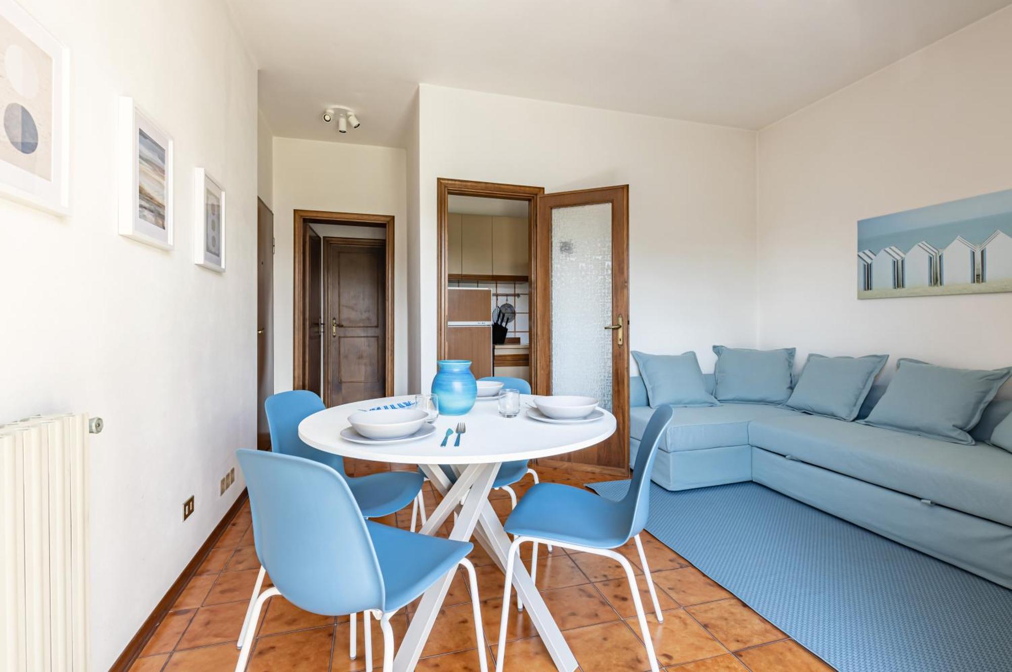 Comfy Apartment With Private Parking Near The Beach! ヴィアレッジョ エクステリア 写真